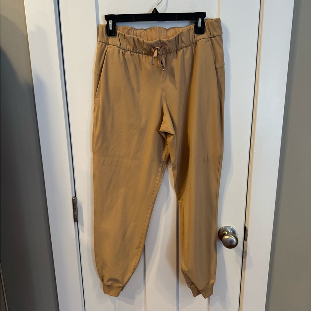 On the fly jogger
